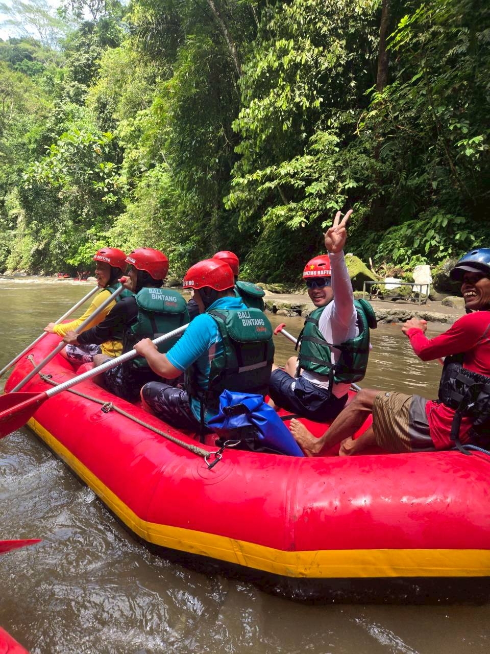 LINE_ALBUM_2025.10.23-27 バリ島社員旅行_251031_14.jpg