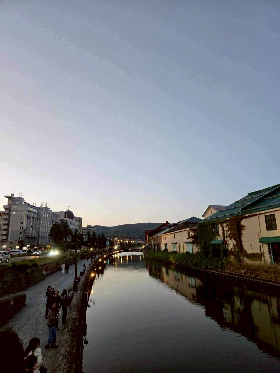 LINE_ALBUM_2025.10.13-15 北海道社員旅行_251031_12.jpg