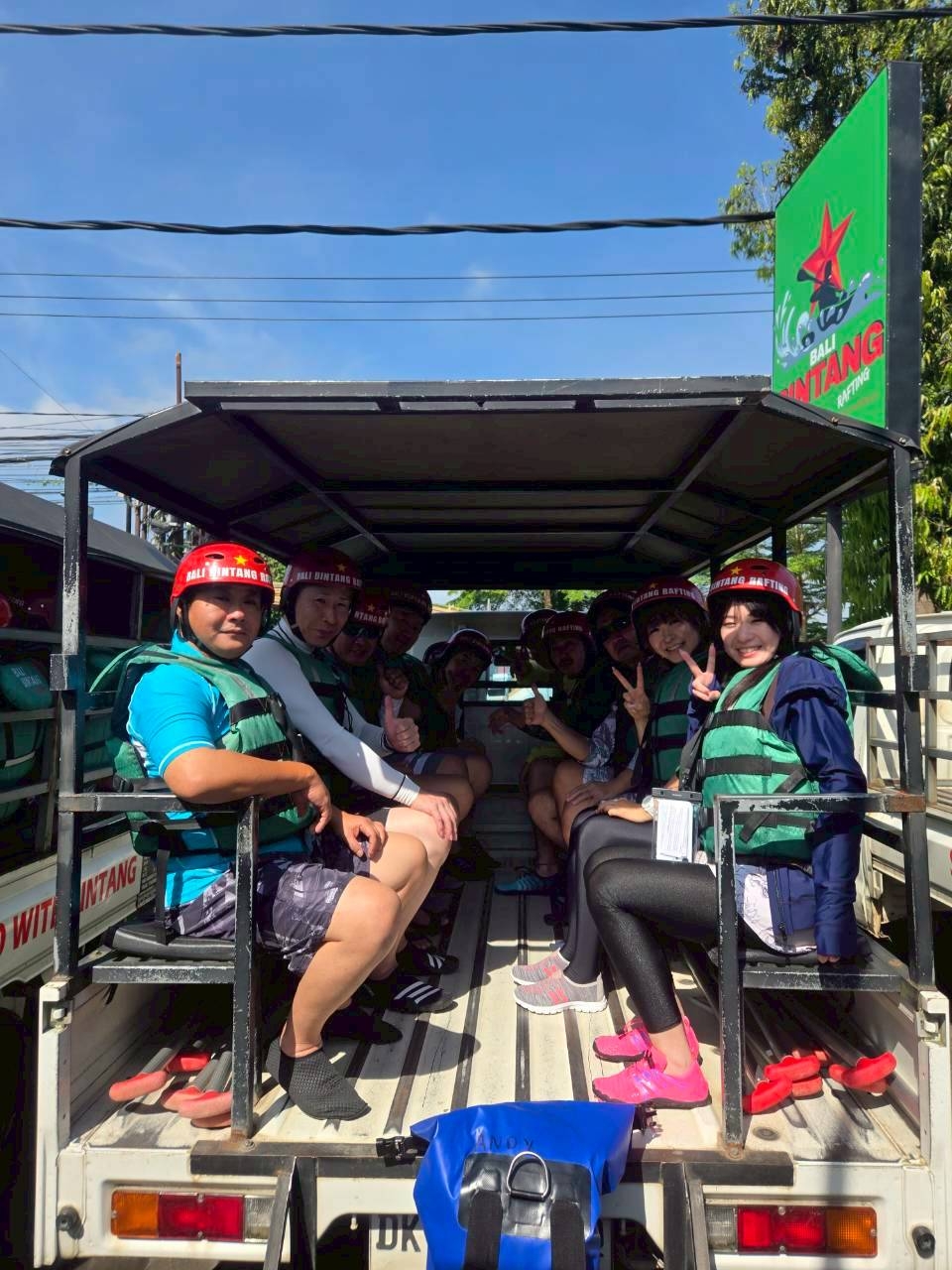 LINE_ALBUM_2025.10.23-27 バリ島社員旅行_251031_18.jpg