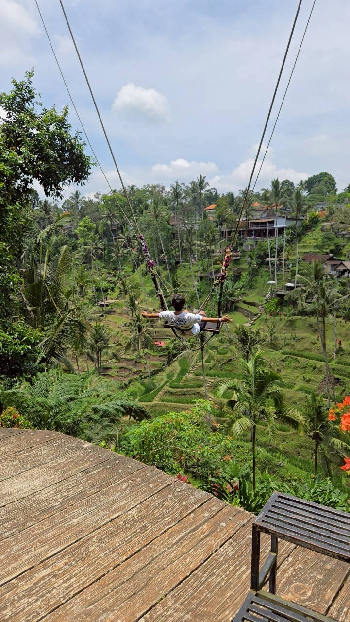 LINE_ALBUM_2025.10.23-27 バリ島社員旅行_251031_51.jpg