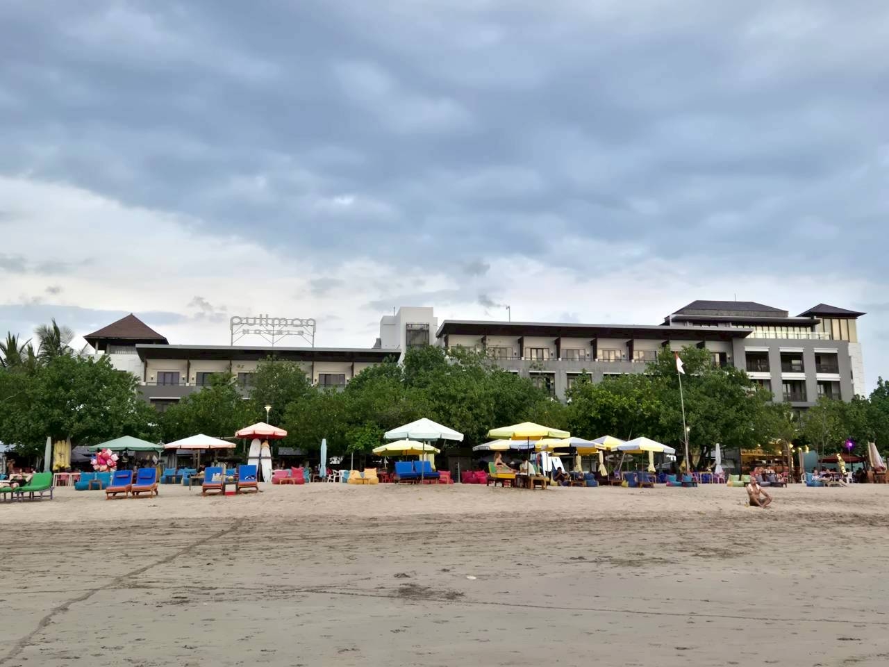 LINE_ALBUM_2025.10.23-27 バリ島社員旅行_251031_32.jpg