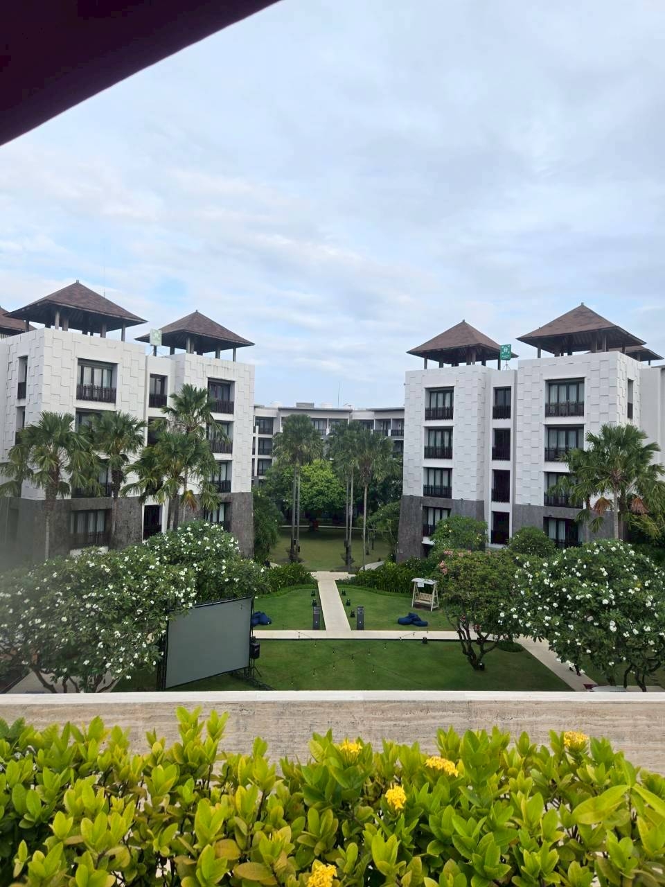 LINE_ALBUM_2025.10.23-27 バリ島社員旅行_251031_26.jpg